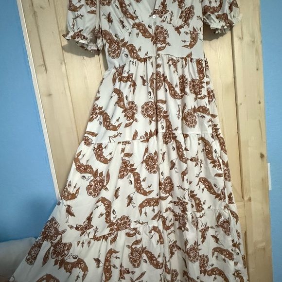 Floral White and Brown Dress - Picture 4 of 8